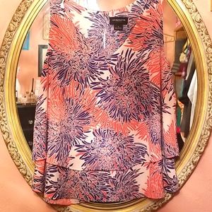 Colorful sleeveless top